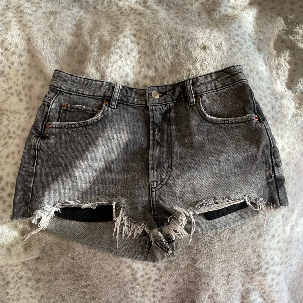 The High Waist Shorts